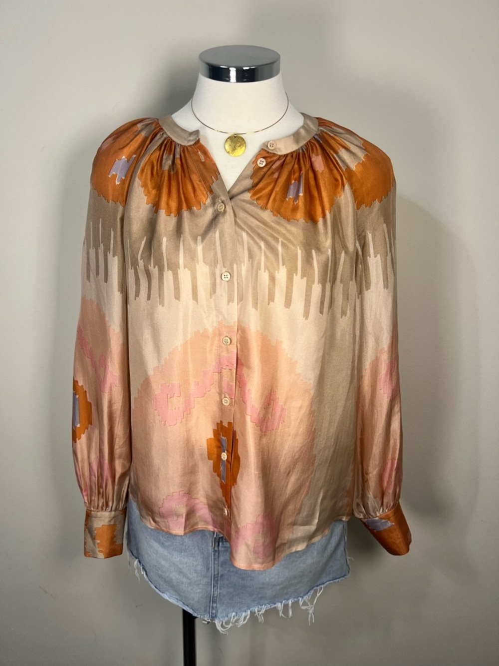 Sezane Lealys 100% Silk Blouse Size 36 US 4 Pink Orange Abstract Button Shirt